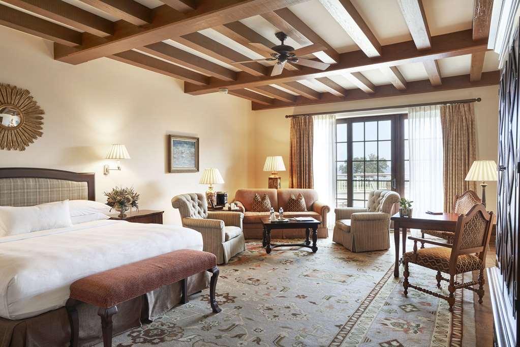 The Lodge At Sea Island St. Simons Island Room photo